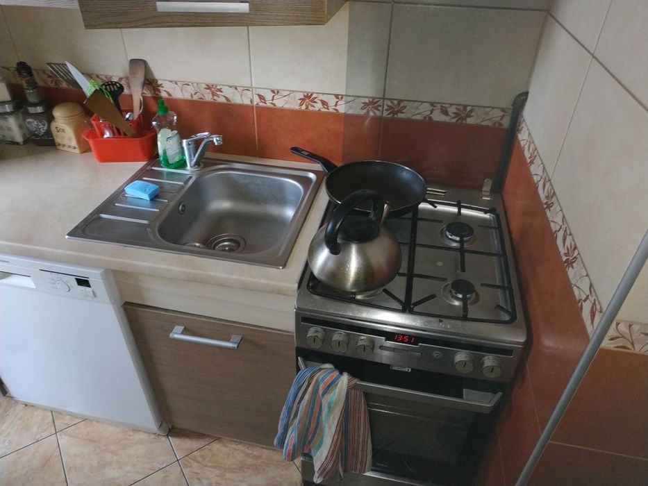 wynajmę pokój na  Jarotach przy ul. Mroza 22