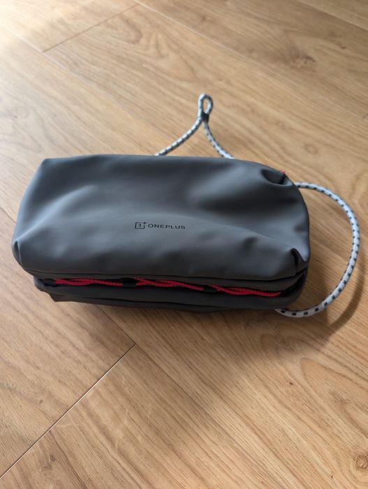 OnePlus Everyday Sling Bag
Black