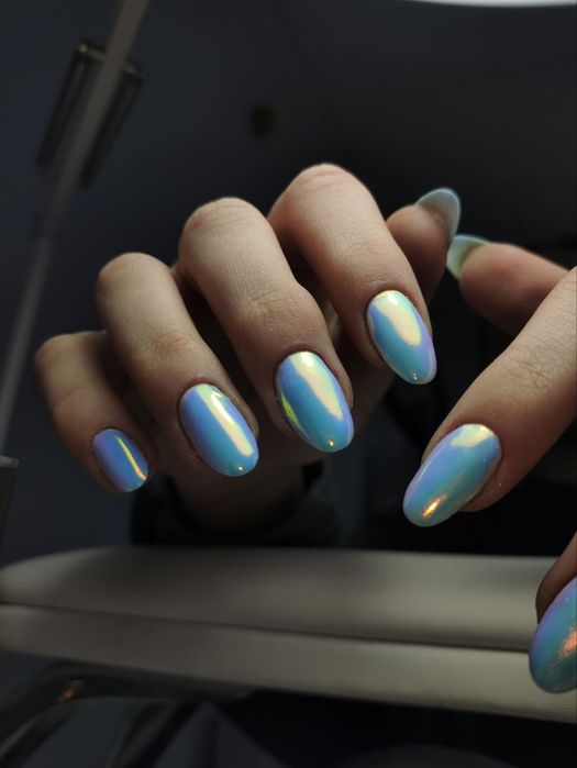 Манікюр з покриттям 700₴ нарощування нігтів 1000₴