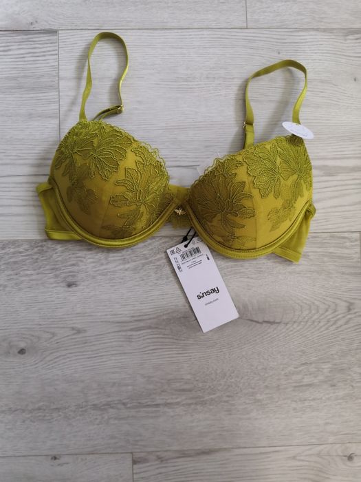 Sinsay nowy biustonosz stanik push up 70 32 c.