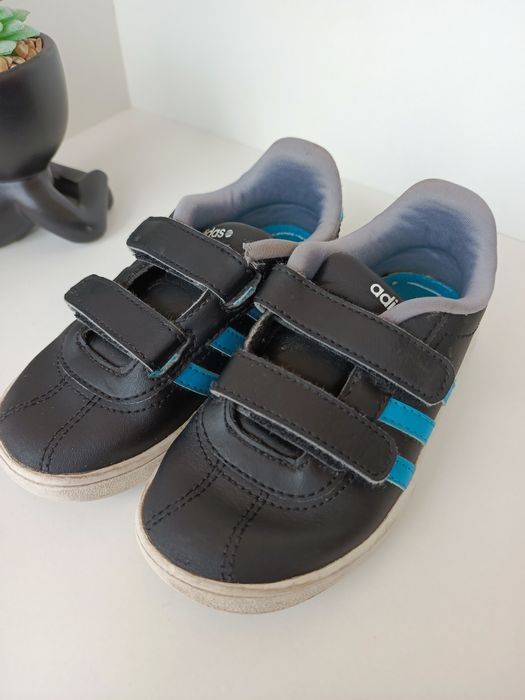 Дитячі кросівки Adidas