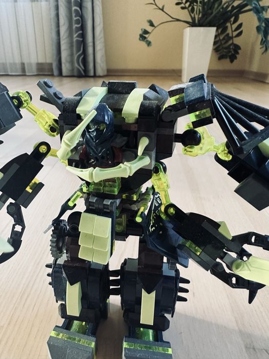LEGO Ninjago "Mech-enstein" із набору "Titan Mech Battle" (70737)