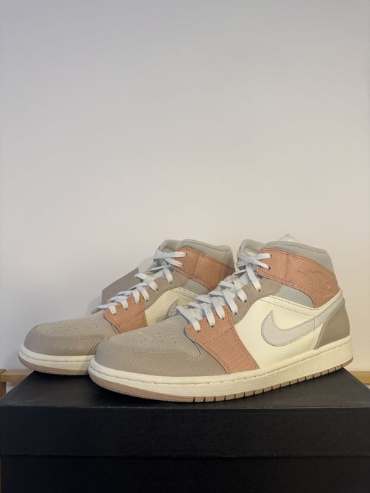 Nike Air Jordan 1 Mid