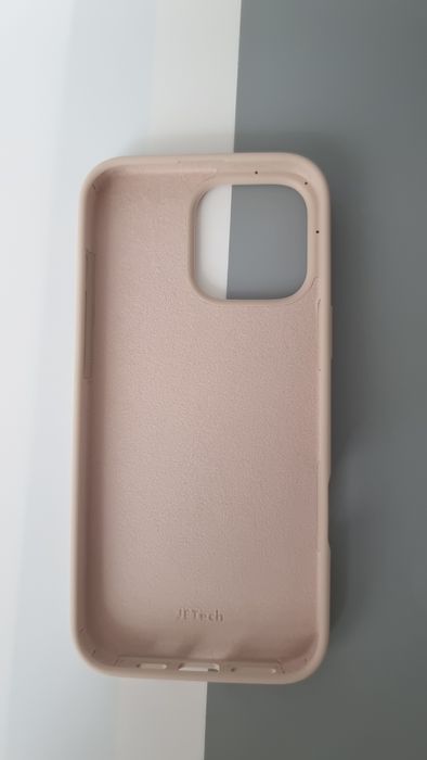 Etui z płynnego silikonu do iPhone 16 Pro Max (6,9