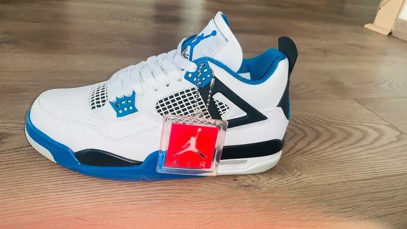 Buty sportowe Jordan 4 retro Motorsports R.40