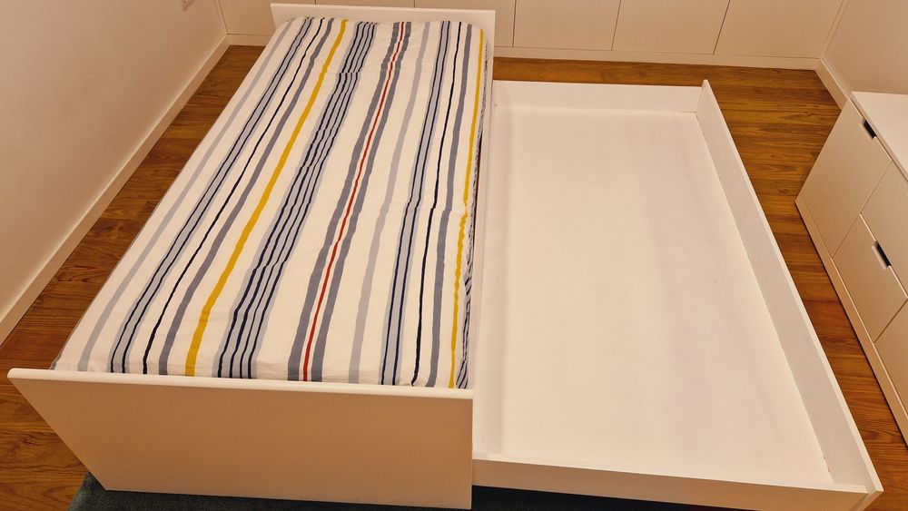 Cama Solteiro Maciça Lacada Branco Com Gavetão