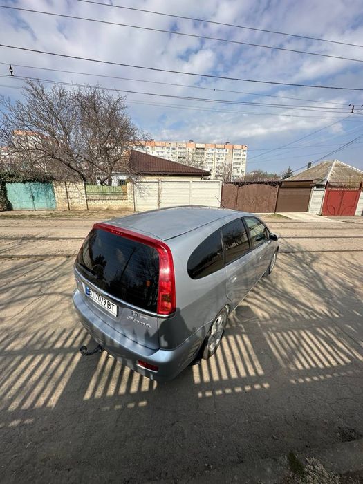 Авто Honda Stream 2.0 газ/бенз (2001)