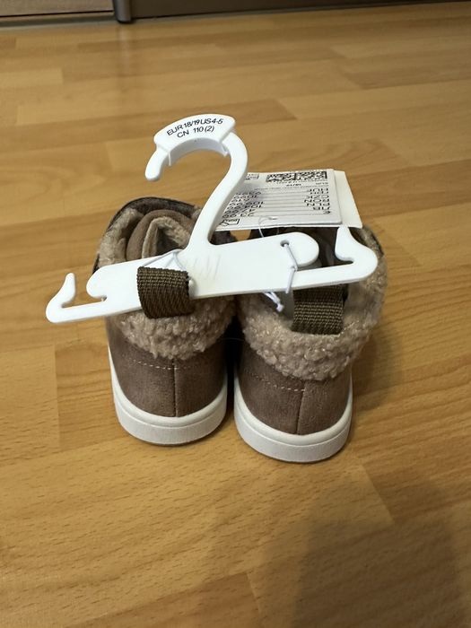 Утеплені хайтопи hm 18/19 розмір