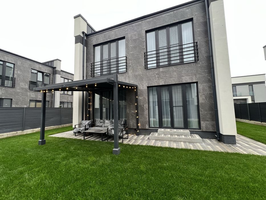 ДОМ,ГЕНЕРАТОР та інвертор Deye ,котедж ,метро Осокорки,озеро,Osocor