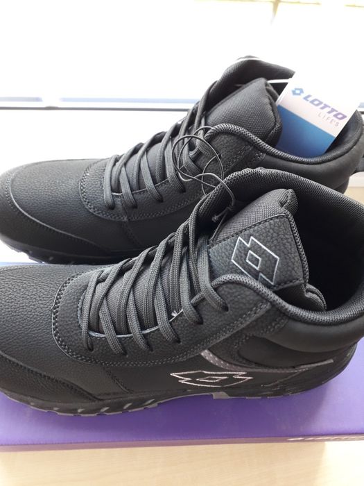 Buty trekkingowe 43 męskie czarne wodoodporne