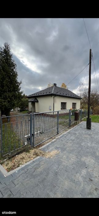 Dwa Domy Na Jednej Posesji