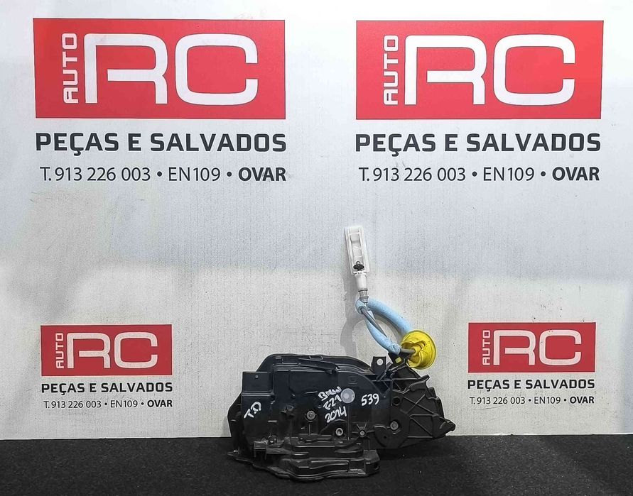 Fechadura / Fecho Porta Trás Direito 7445046-10 - BMW 1