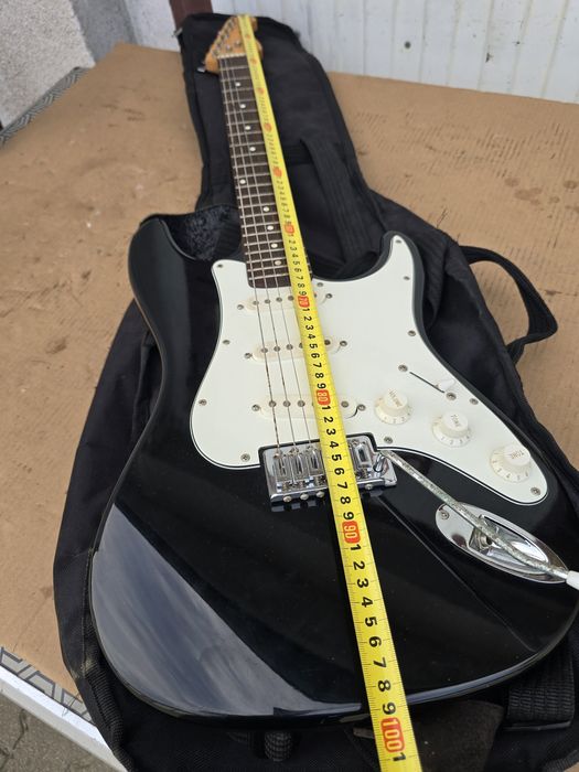 Gitara elektryczna Harley Benton ST-20 BK Stratocaster + pokrowiec