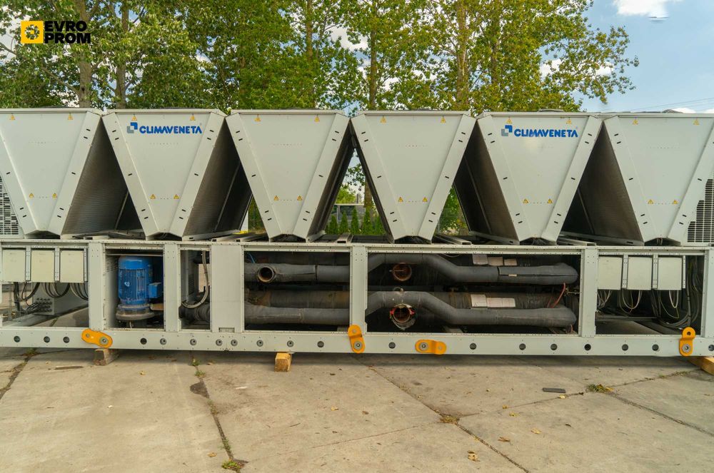 Чіллер / Чиллер Climaveneta NECS R B 3218 746 кВт. Охолоджувач рідини.