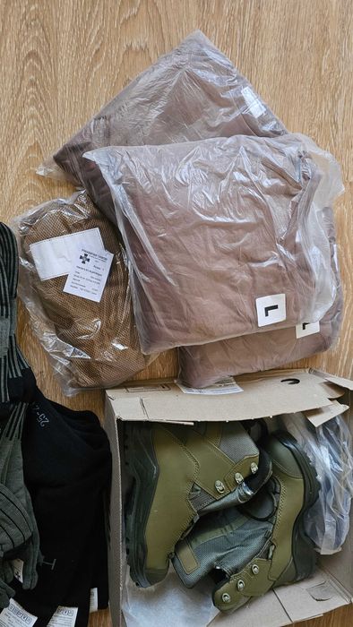 Продам лут тор талани лова берці носки термобілизна шолом рукавиці