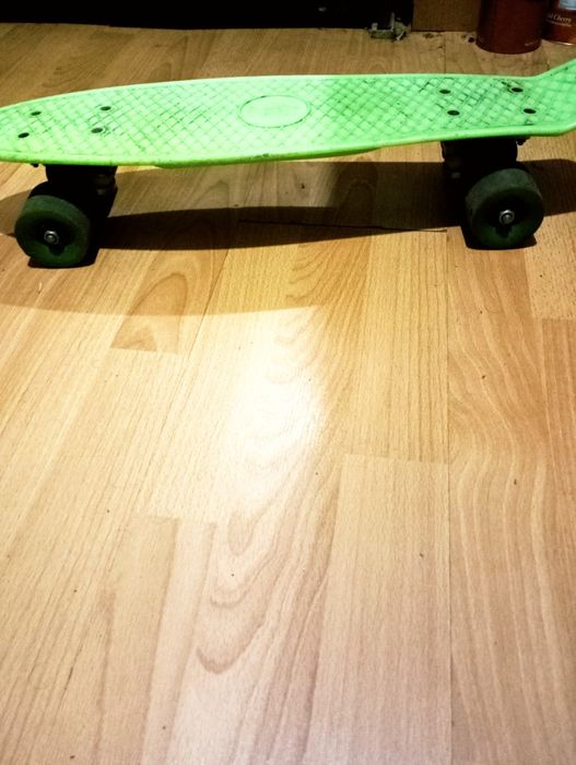 Скейтборд (Penny Board) зелёного цвета