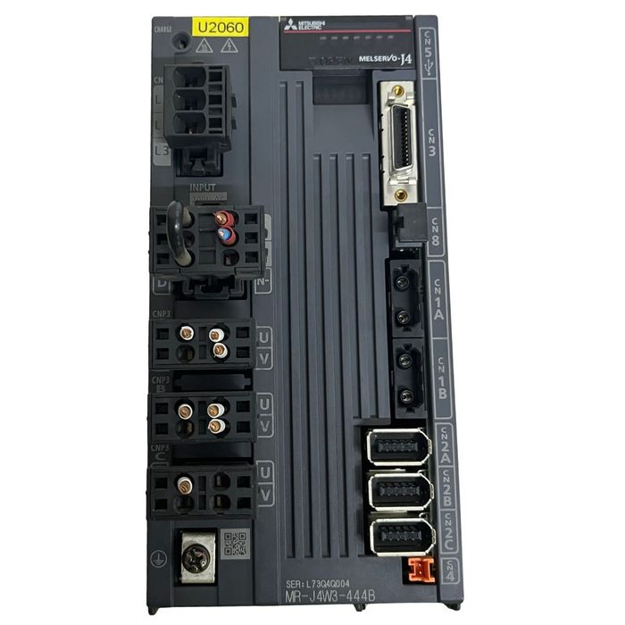 Serwowzmacniacz Mitsubishi MR-J4W3-444B 3x400W | SSCNET III/H