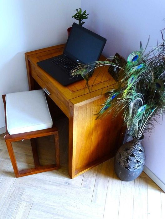 Indyjska konsola / pomocnik z drewna egzotycznego - AlmiDecor