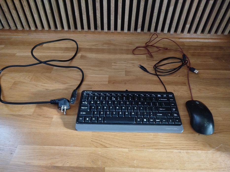 Komputer używany w dobrym stanie