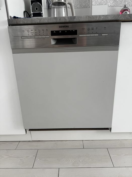 Посудомийна машина Siemens iQ500 SN56P582EU