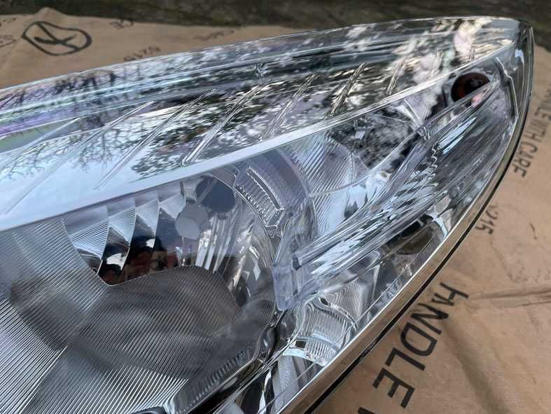 otica frontal ESQ renault megane III . fase 1 + 2