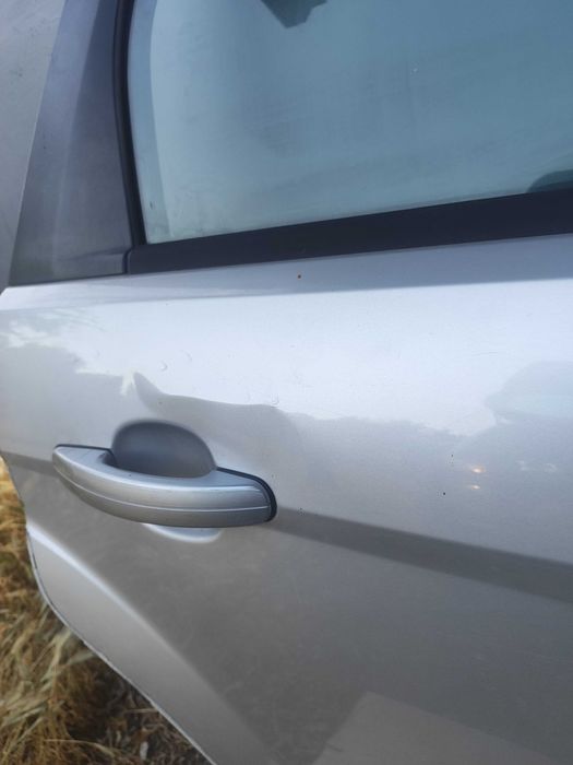 Дверь задня права форд фокус2