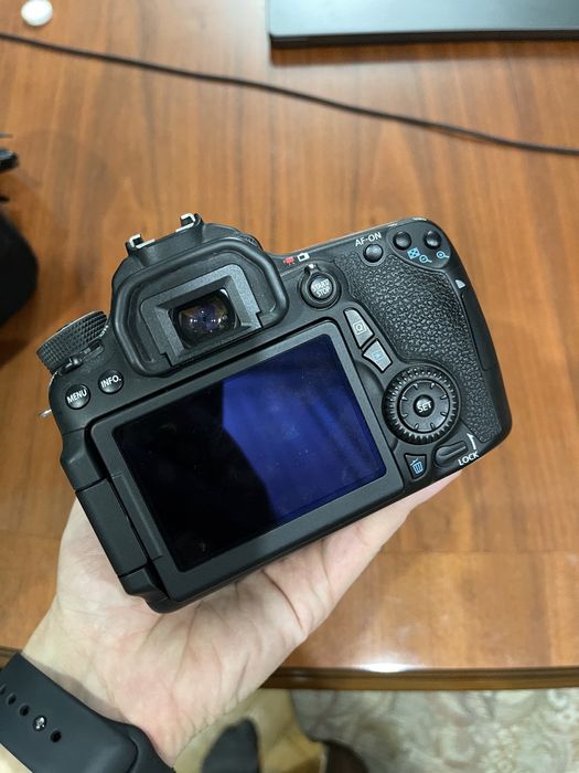 Фотоаппарат Canon EOS 70D