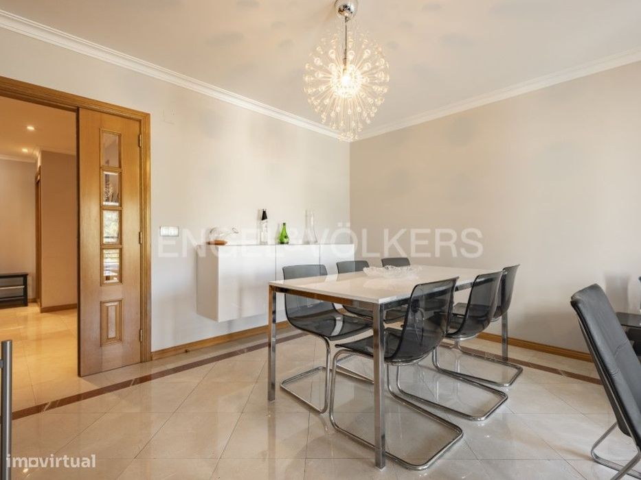 Elegante T2 com Vista Mar
