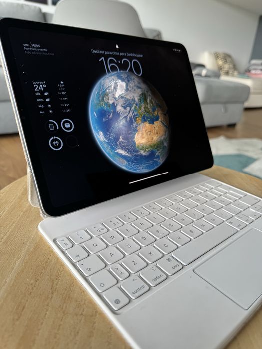 iPad Pro 11” + Magic Keyboard + Capa – Impecável64740043239554120