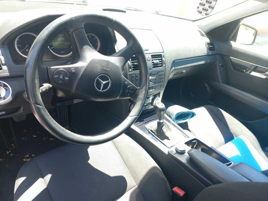 Mercedes-Benz C 200 CDI 2011 – Muito bem estimado