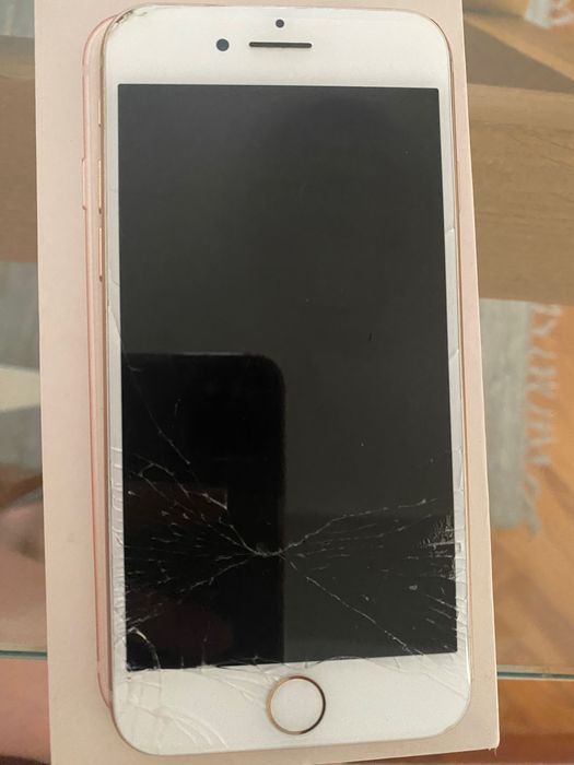 iPhone 8 rosa com caixa e capa ptotectora