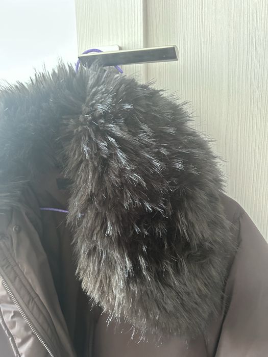 Жіноча курточка від Zara