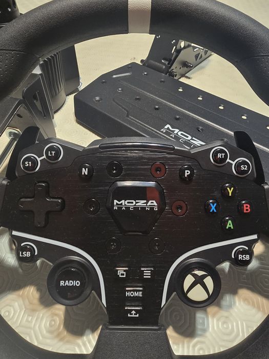 MOZA Racing R3  Conjunto Volante+Pedais