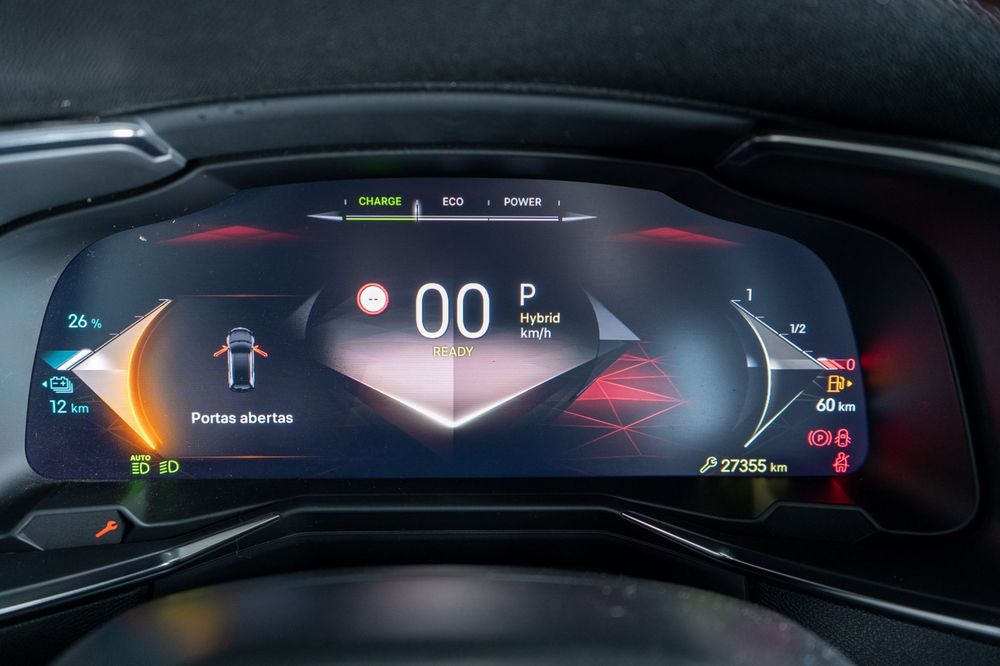 DS DS7 Crossback E-Tense Performance Line EAT8