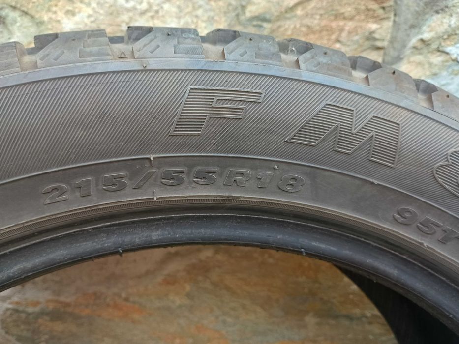 Opony 215 55 r18