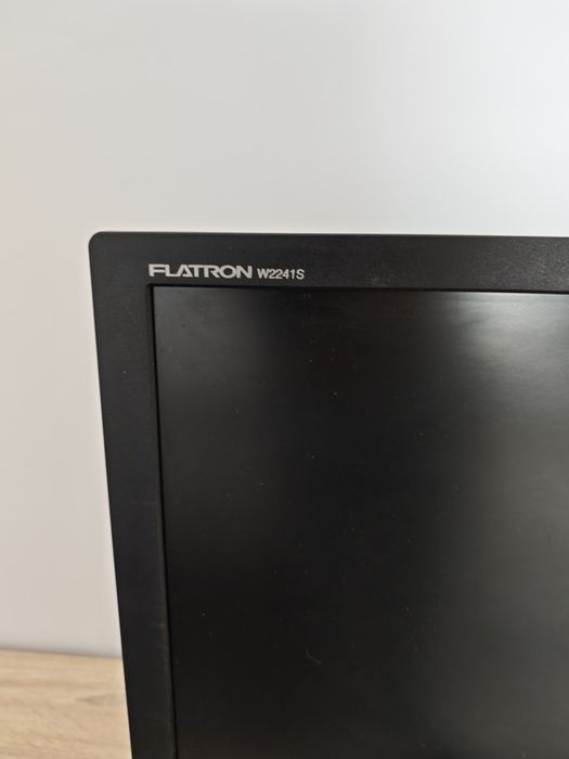 Monitor Flatron w2241S