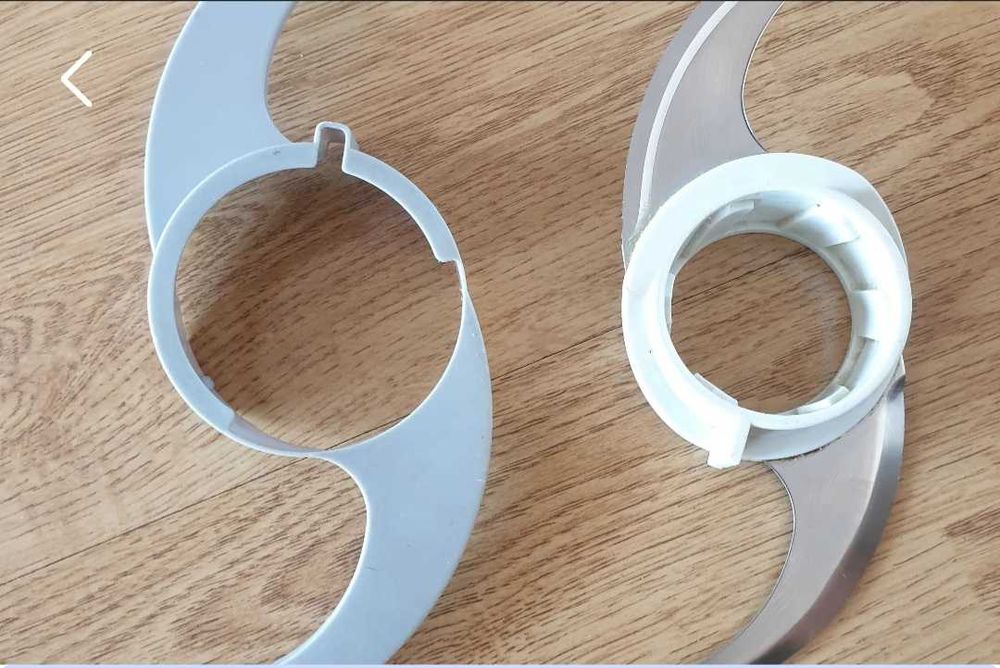 Nóż roboczy do robota kuchennego Philips Essence HR 7754