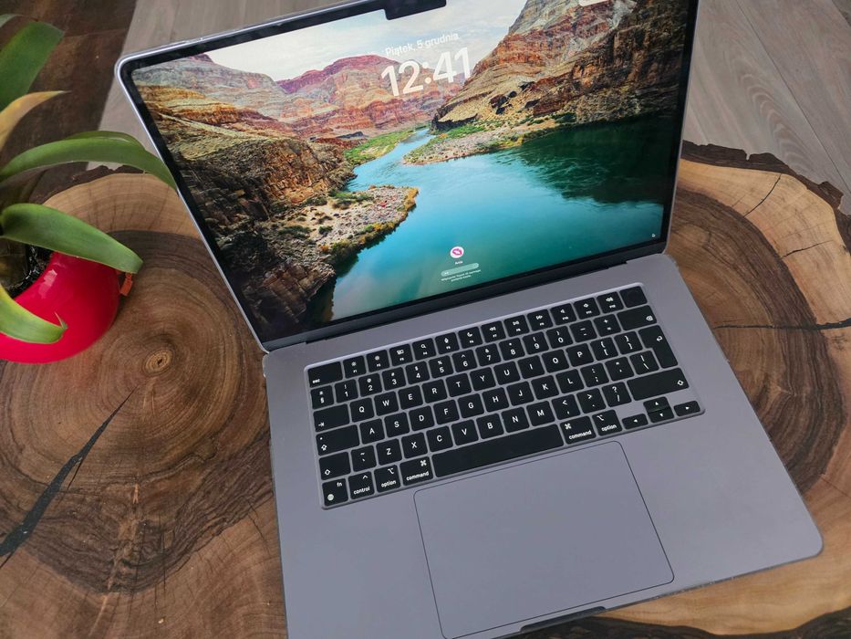 Laptop apple stan idealny jak nowy
