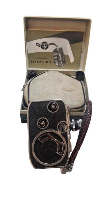 Excelente câmera de filmar Bolex Paillard C8
