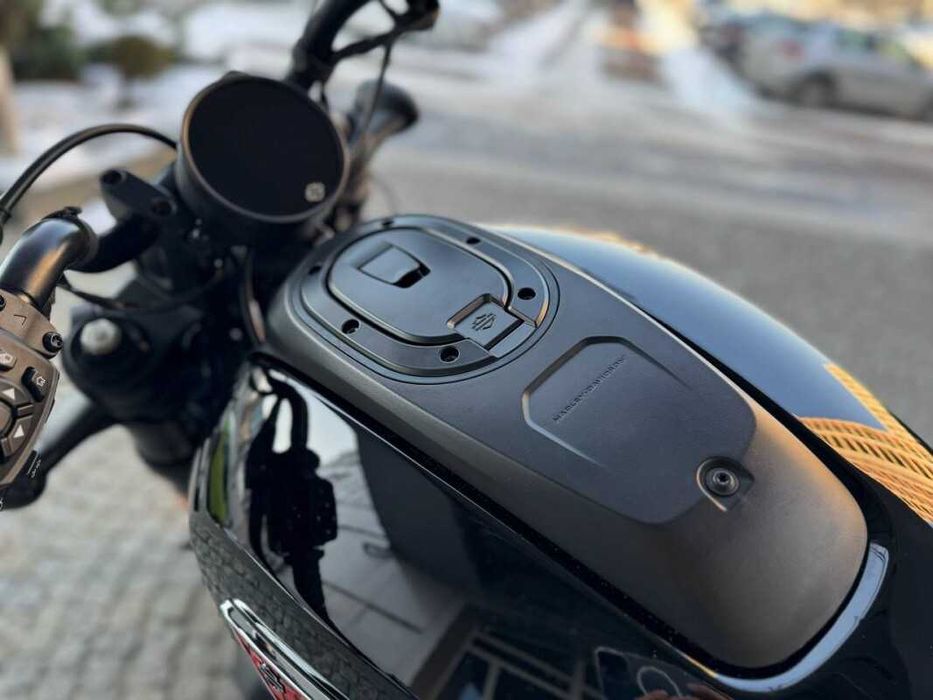 Мотоцикл Harley-Davidson 2025 Sportster S колір Vivid Black новий
