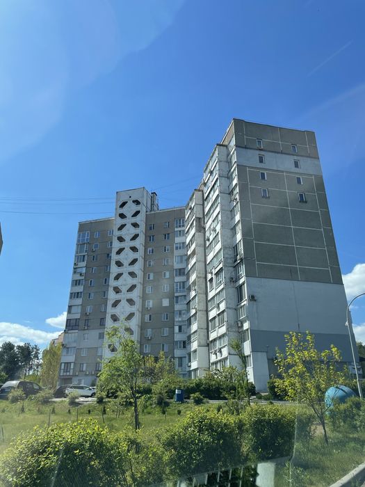 Сдам 2х комнатную квартиру с паркоместом в городе Украинка