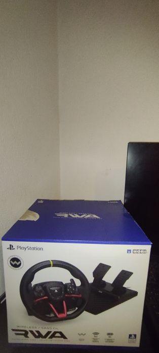 Vendo volante com pedais para PS5, PS4 e PC