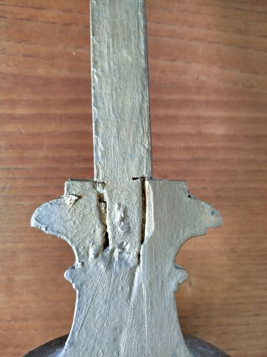 Crucifixo em madeira