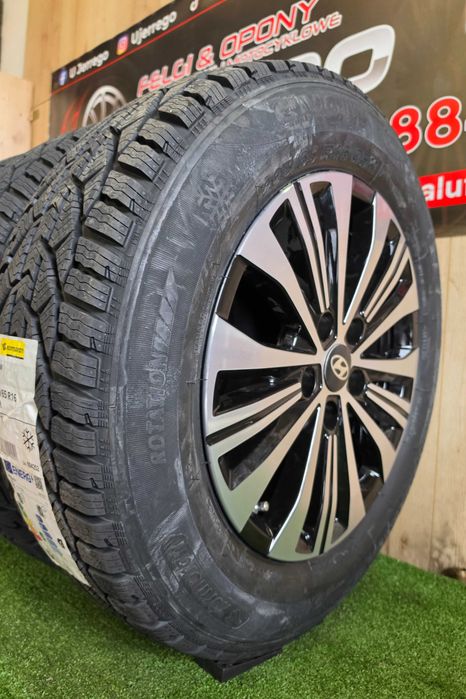 Koła zimowe HYUNDAI KONA 16x5x114,3 - Kormoran Snow 205/65/R16 + TPMS