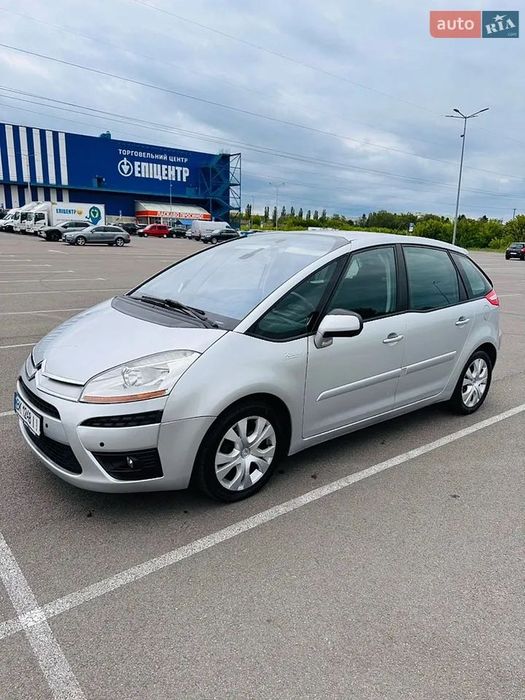 Продам автомобіль Citroen C4 Picasso
