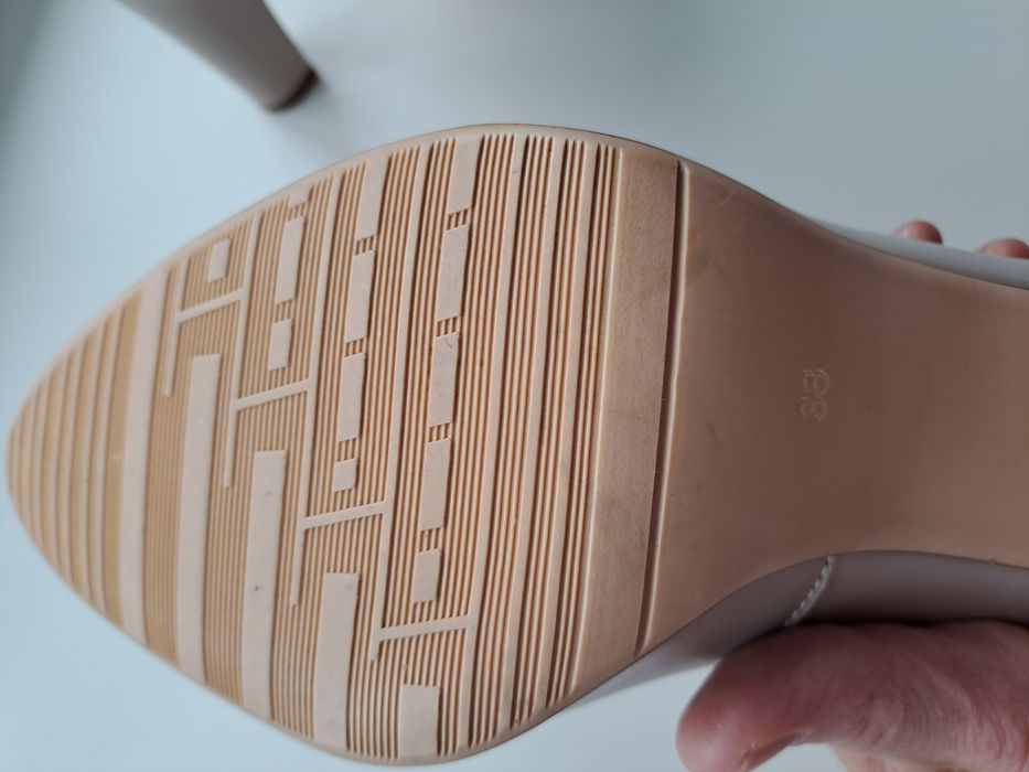 Туфлі жіночі 38 р