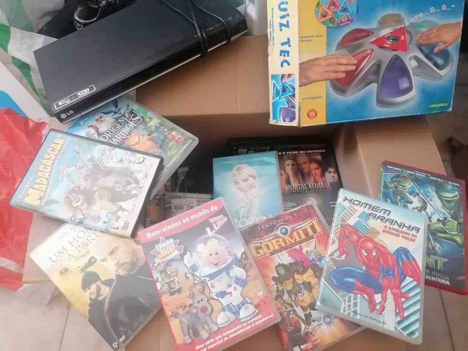 Dvd leitor e muitos filmes, Livros