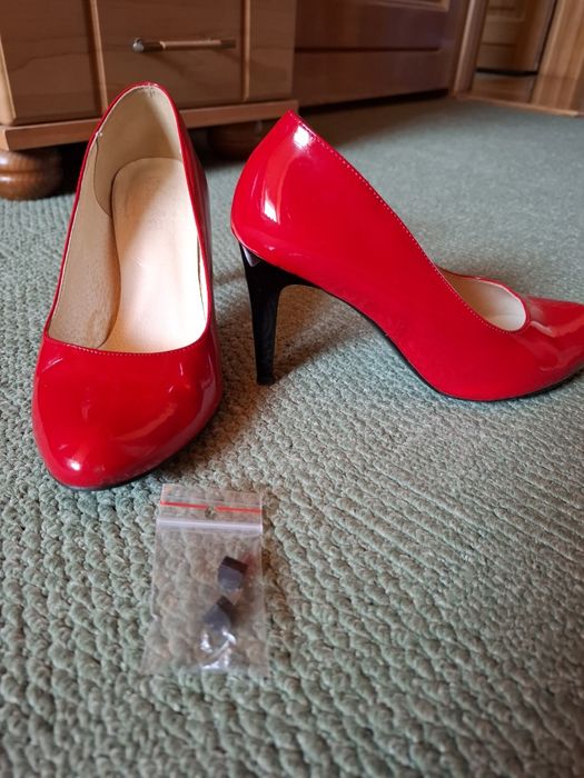 Czerwone czółenka szpilki Veroni, 38