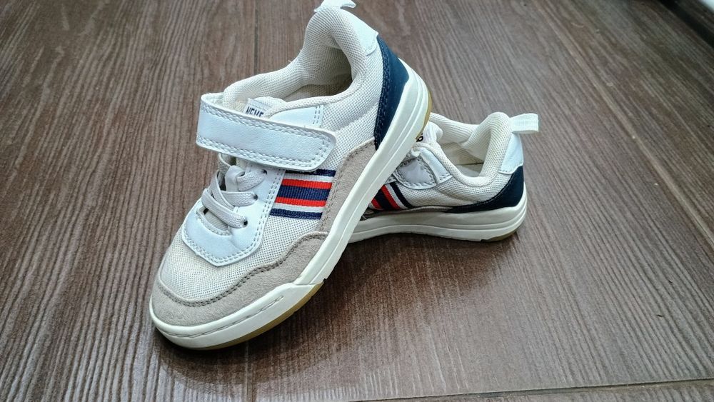 Sneakersy adidasy 28 H&M jasne 17.5 18cm buciki trampki
