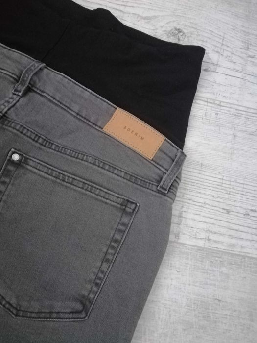 Нові джинси H&M для вагітних, розмір M.